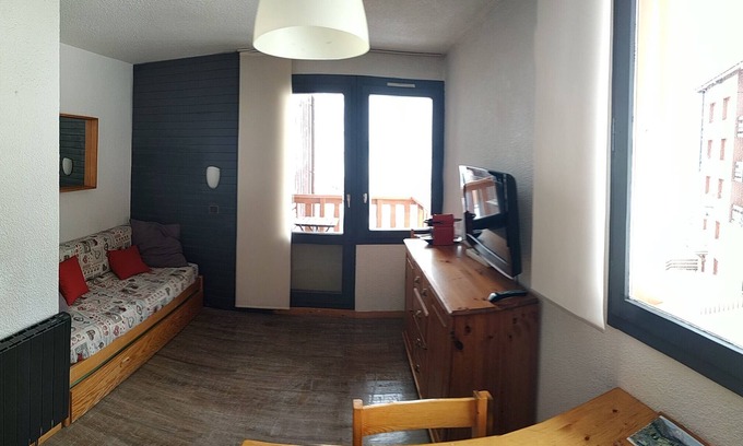 Belle Plagne Appartement | Belle plagne, pied des pistes, Studio divisible,S/O balcon, loc samedi / samedi