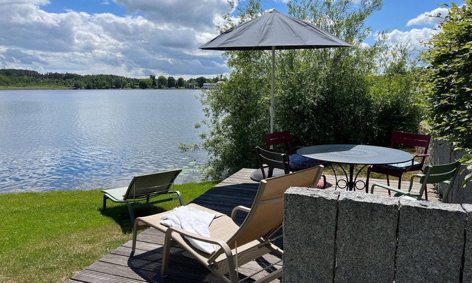 Krakow am See Appartement | Bellin apartment for the whole family right on the water - Bellin
