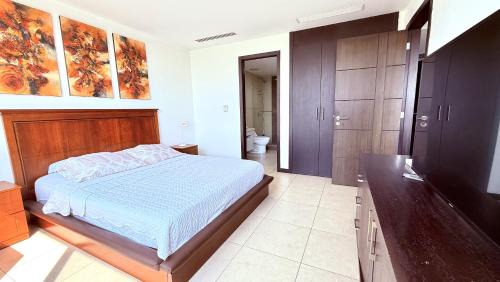 Puerto Santa Ana Appartement | Bellini 3, Puerto Santa Ana, Suite Ejecutiva con vista, lavadora, secadora, wiffi
