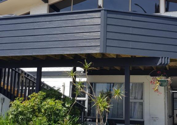 Papamoa Beach Appartement | Below deck