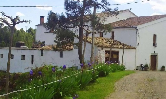 Sant Salvador de Guardiola Cottage | Luxueuse maison de vacances avec piscine