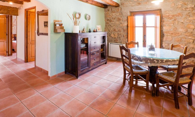 Pira Appartement | Gîte indépendant avec terrasse privée à Pira en Catalogne