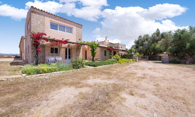 Campos Cottage | Gîte rustique avec piscine à Campos Espagne