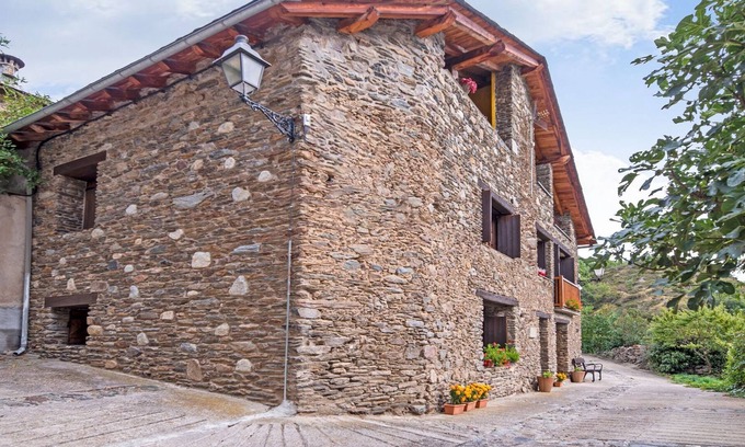 Isavarre Appartement | Belvilla by OYO Cobert d'en Piarró