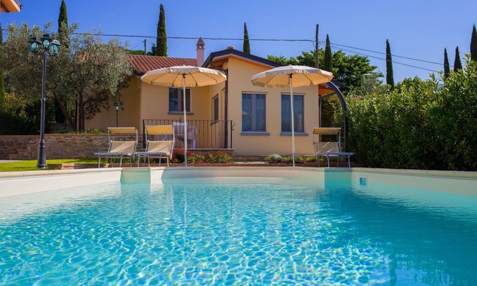 Il Borgo Cottage | Magnifique gîte à Cortona, avec piscine