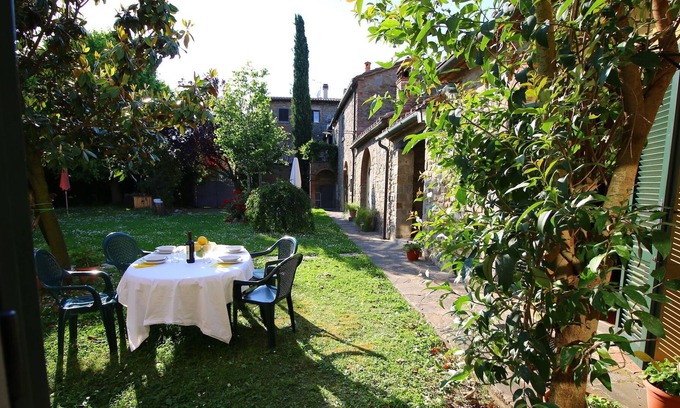 Camucia Maison | Maison de vacances vintage avec piscine à Cortona