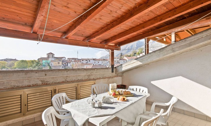 Aielli Maison | Jolie maison d'été dans le parc Sirente Velino, avec terrasse panoramique