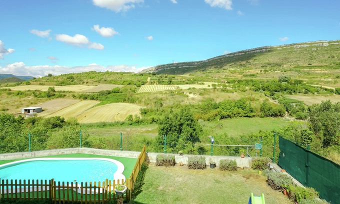 Salinillas de Buradon Villa | Demeure spacieuse avec piscine au Pays Basque