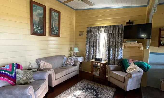 Clarenza Cottage | Belvoir Cottages Self contained cottages in a lovely quiet countryside setting.