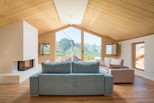 Agues Maison | Benaki90