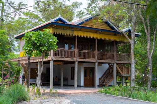 Svay Leu Hôtel | Beng Mealea Lodge