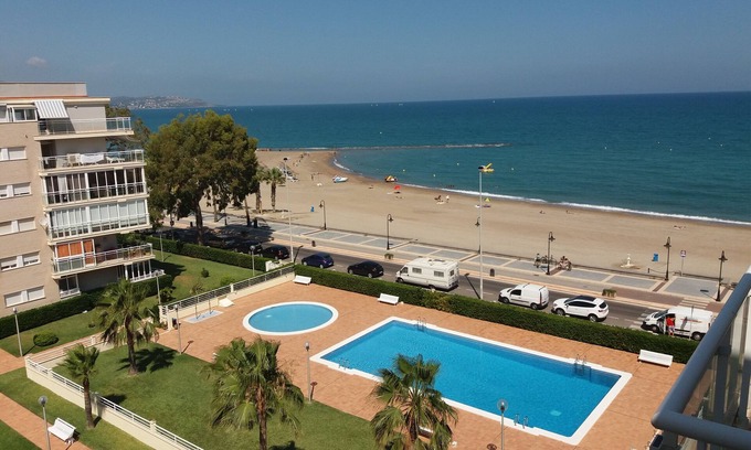 Benicassim Appartement | APPARTEMENT PENTHOUSE BENICASIM WATERFRONT. PENTHOUSE EN FACE DE LA MER EN PREMIÈRE LIGNE.