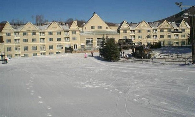 Hancock Station Balnéaire | Bentley Brook: Ultimate Ski-In Ski-Out -Crazy