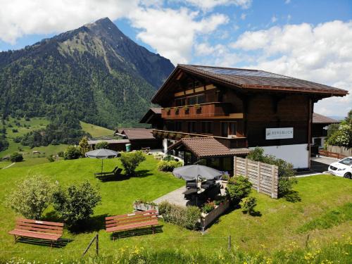 Aeschi bei Spiez Hôtel | Bergblick Lodge - 3 Sterne Garni - Neueröffnung