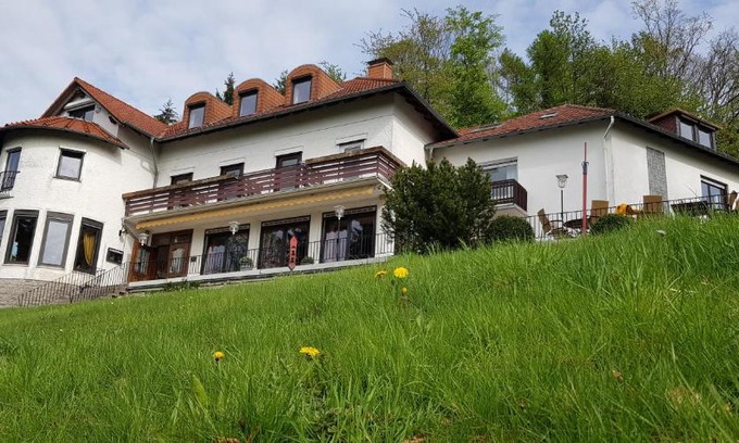 Nieheim Hôtel | Berghof Hotel