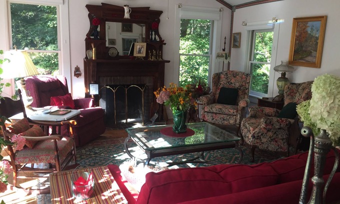Lebanon Springs Autre | NR TANGLEWOOD, AOÛT, 3br, 2ba, LAC QUEECHY, Véranda, Jardin, Studio