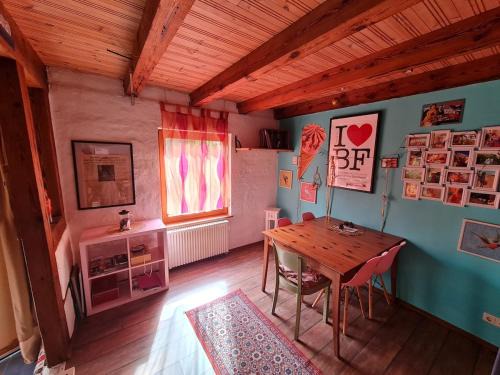 Greifswald City Centre Appartement | Berthi's Townhouse in city center
