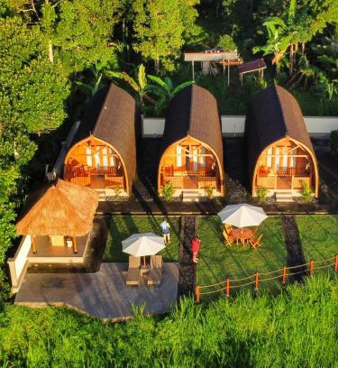 Menanga Maison | Besakih Homestay & Villa