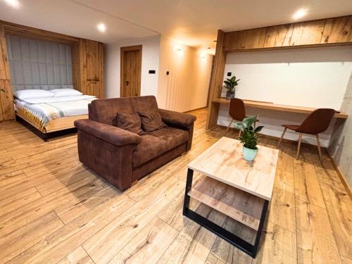 Wegierska Gorka Appartement | Beskidy Basement Studio
