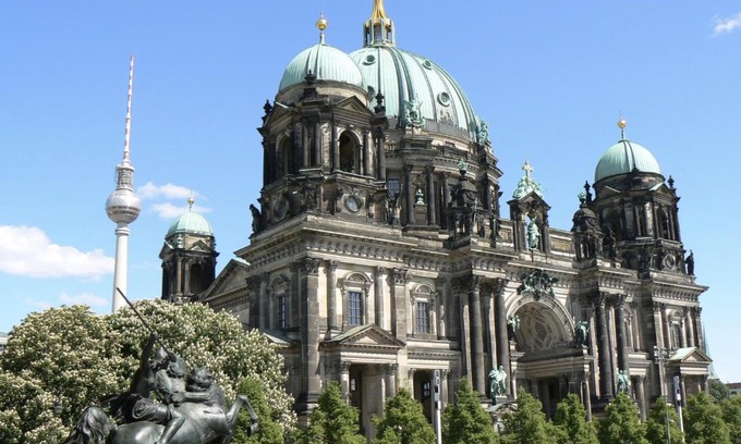 Mitte Appartement | Best Apartment in the Center of Berlin with Big Terrace