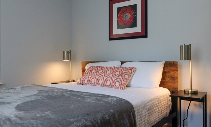 Huntsville Maison | Best in Market! Enjoy Tangerine Dreams in the heart of Huntsville!