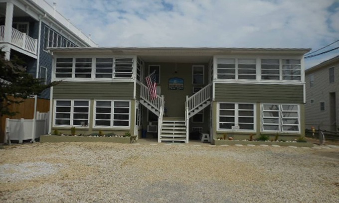 Dewey Beach Copropriété | L'AUTOMNE EST AUTOUR DU COIN ... NOUS AVONS L'UN DES MEILLEURS SECRETS GARDÉS. RESERVE MAINTENANT