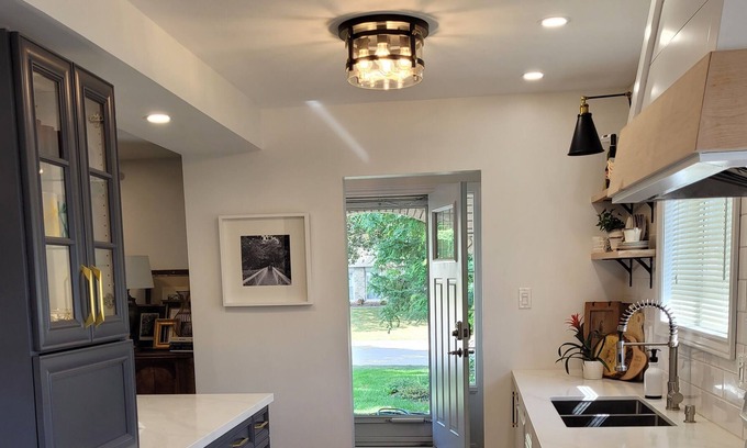 Fergus Maison | Best place to be, it's full of charm and it's in a very convenient location!