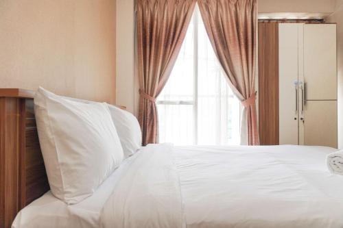 Kayu Putih Appartement | Best Price and Restful Studio at Tifolia Apartment By Travelio