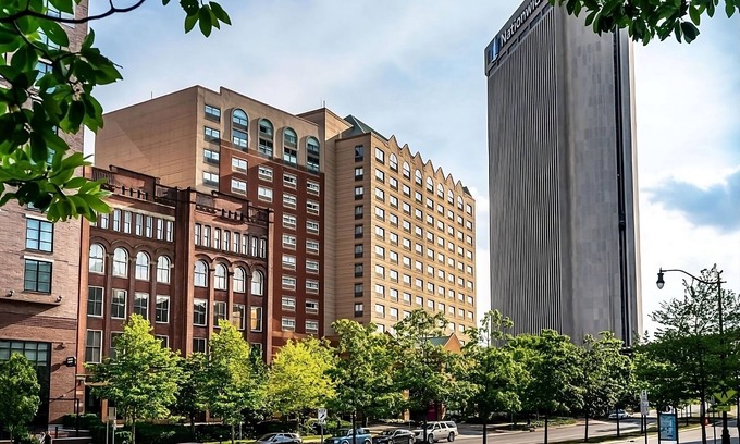 Downtown Columbus Hôtel | Best Value, Quality Stay! Pets are Welcome, Close to Victorian Village
