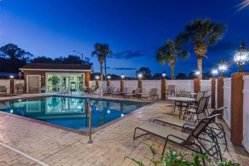 Walker's Island Hôtel | Best Western Heritage Inn and Suites