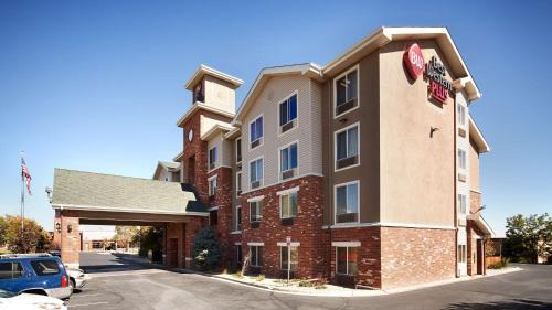 Aurora Hôtel | Best Western Plus Gateway Inn & Suites - Aurora