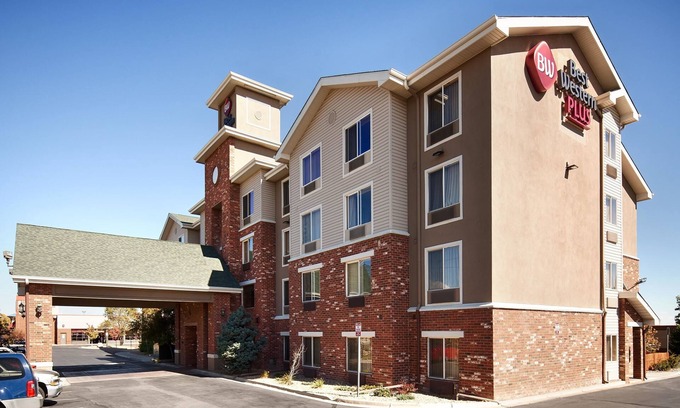 Aurora Hôtel | Best Western Plus Gateway Inn & Suites