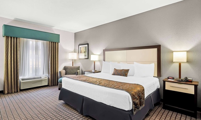 Magee Hôtel | Best Western Plus Magee Inn And Suites