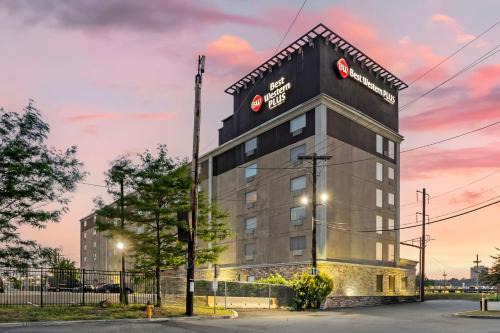 Newark Hôtel | Best Western Plus Newark Airport West