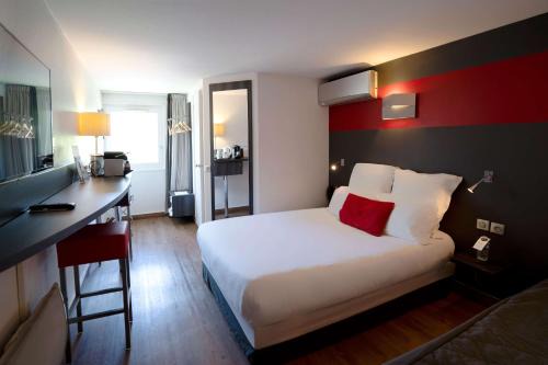 Buc Hôtel | Best Western The Hotel Versailles