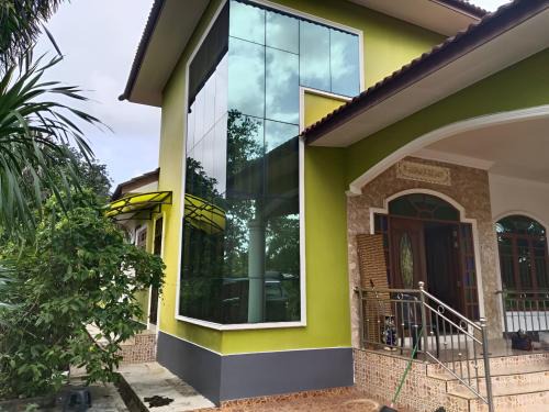 Kampung Gong Mak Som Maison | BESUT Homestay Hejau 5R3B