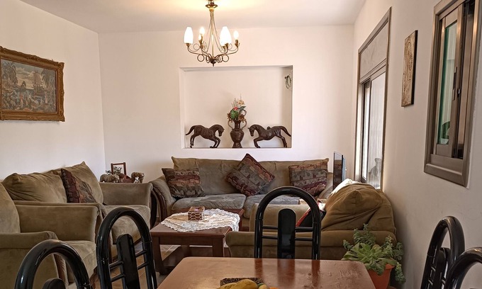 Bethlehem Appartement | Bethlehem Abram's Appartment In the Heart of Old city .