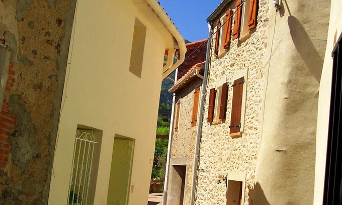 Estoher Cottage | Granery romantique, luxueuse et ensoleillée du 17ème siècle avec vue panoramique sur les Pyrénées