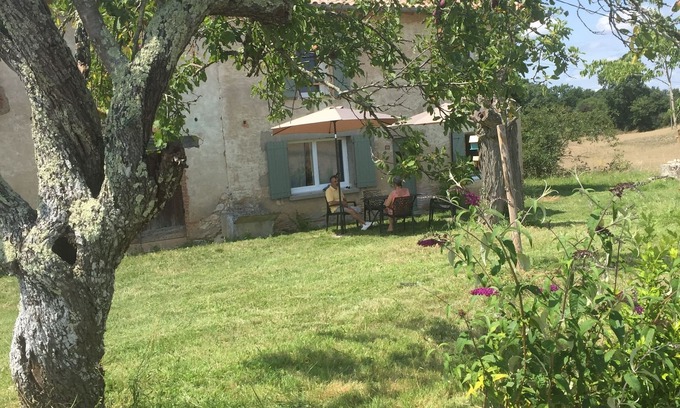 Castelnau-de-Montmiral Maison | Entre bastides vignoble et forêt