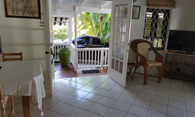 Bonne Terre Villa | Between Gros I and Rodney Bay mall, the villa is 5 minutes Rodney Bay Marina .