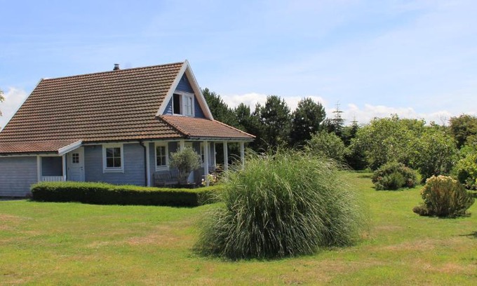 Les Moitiers-d'Allonne Villa | Between the dunes and the sea