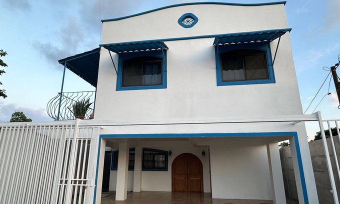 Damas Maison | Beuatiful large house settle in the jungle and ocean, Quepos. Costa Rica