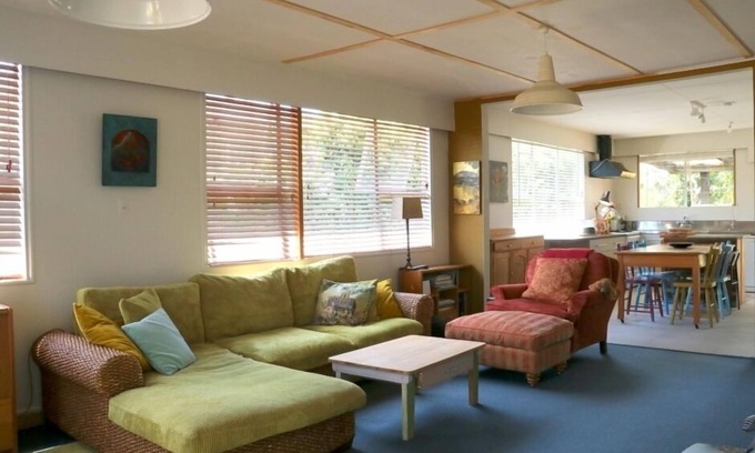 Whangamata Maison | Beverley Tce Bach, tropical, funky et spacieux.