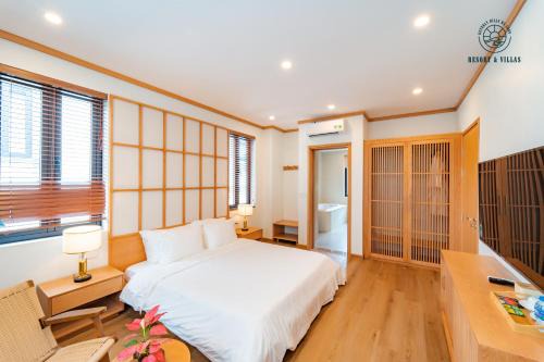 Bai Chay Station Balnéaire | Beverly Hill Ha Long Villas and Apartments