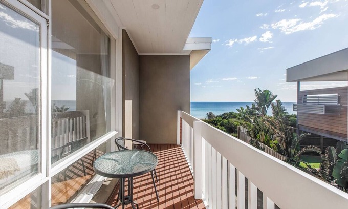 Aspendale Maison | Beyond the Blue Beachfront Beauty on Your Doorstep