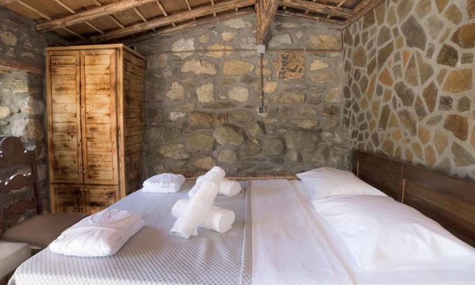 Ikaria Maison | BH685 - C - Room Ikaria