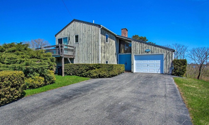 Biddeford Pool Maison | Coastal Biddeford Accueil w / terrasse et vue sur l'océan!