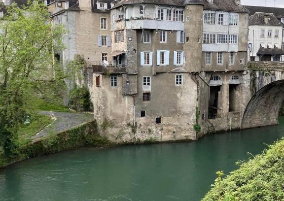 Oloron-Sainte-Marie Appartement | Bienvenue chez Marie pierre