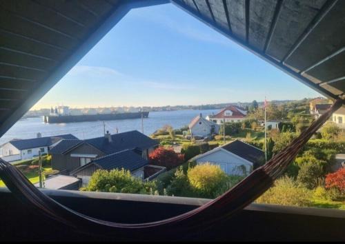 Vormedal Appartement | Big Apartment Free parking and Wifi