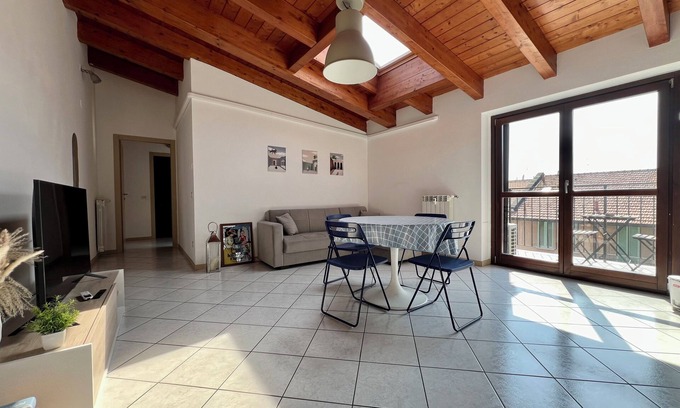 Acquabella Appartement | BIG Attico Goldoni 2 bathroom [Duomo-M4 Lin Airport]
